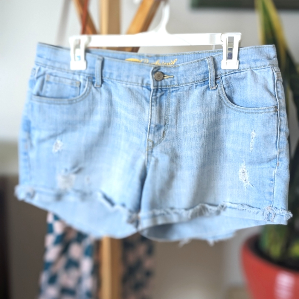 Midrise Jean shorts